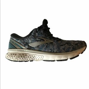 Brooks Ghost 11 Gray Camouflage Running Shoes